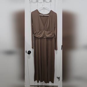 Maxi Dress. Brown. Shein. Elastic Waistline. Size L.